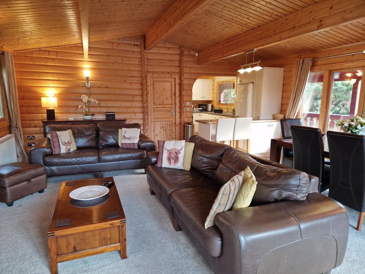 Alpine Lodge 1, Kippford, ดัลบีตตี ภายนอก รูปภาพ